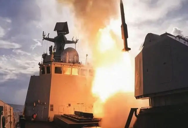 Ly 80n ship borne air defense missile weapon system